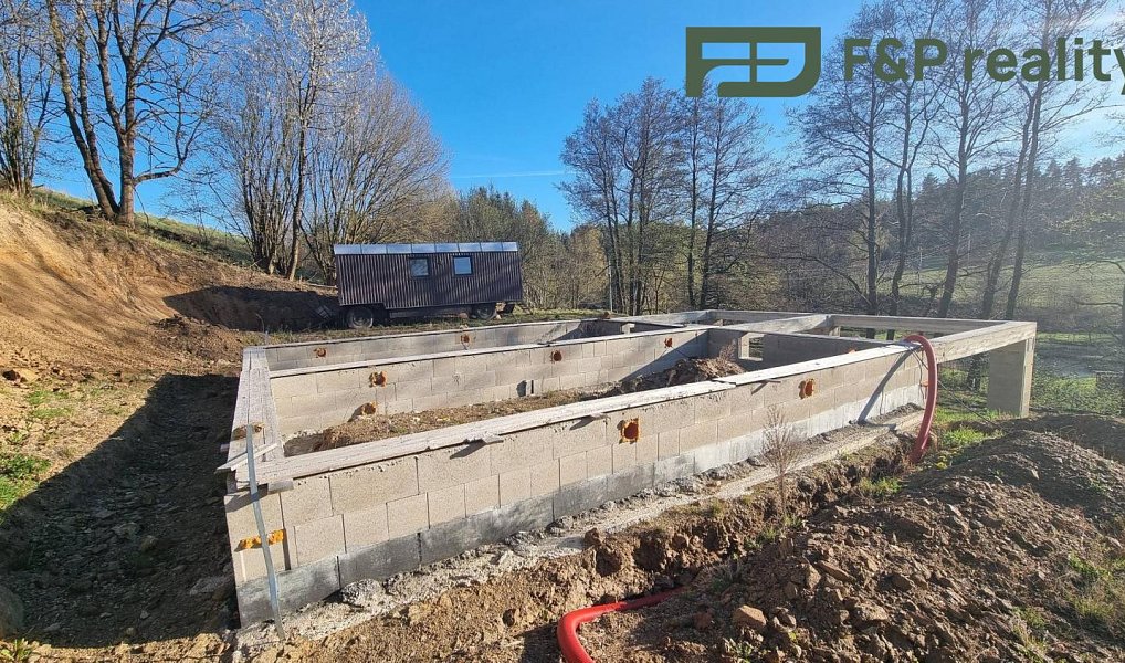 Prodej stavebního pozemku 2 390 m², Číhošť – náhled fotky 8