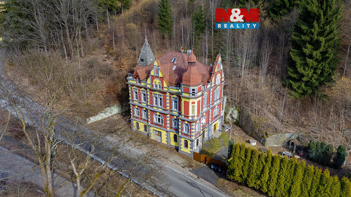 Prodej nájemního domu, činžáku 400 m²