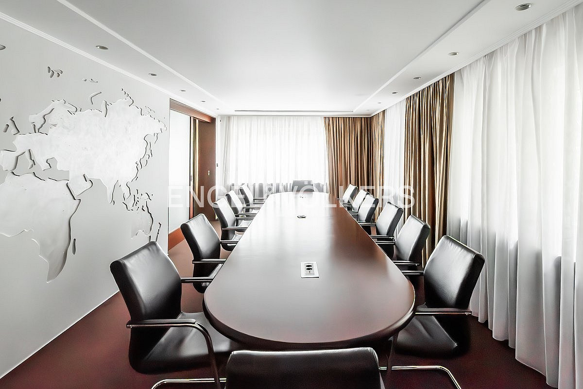 Pronájem kanceláře 700 m² – fotografie 5
