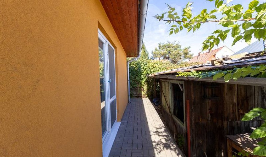 Prodej domu 220 m² s pozemkem 1 700 m², Oslavany – náhled fotky 16