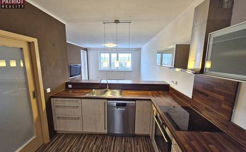 Prodej bytu 3+kk 82 m², Družební, Olomouc - Nové Sady
