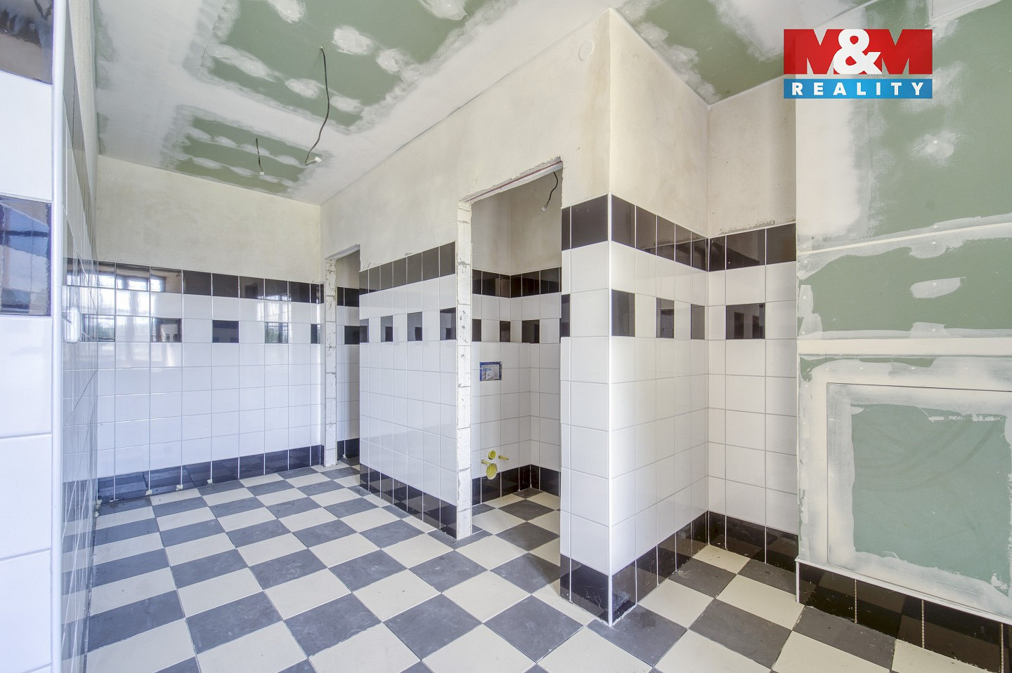 Prodej ubytovacího objektu 1 614 m² – fotografie 3