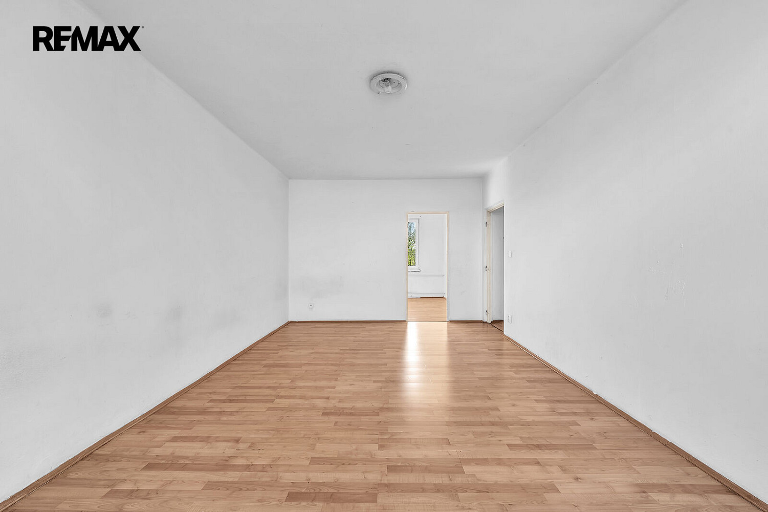 Prodej nájemního domu, činžáku 642 m² – fotografie 3