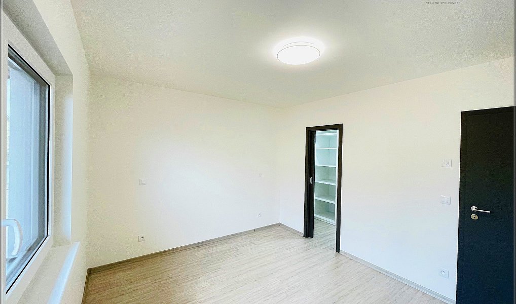 Prodej domu 106 m² s pozemkem 813 m², Řehenice – náhled fotky 24