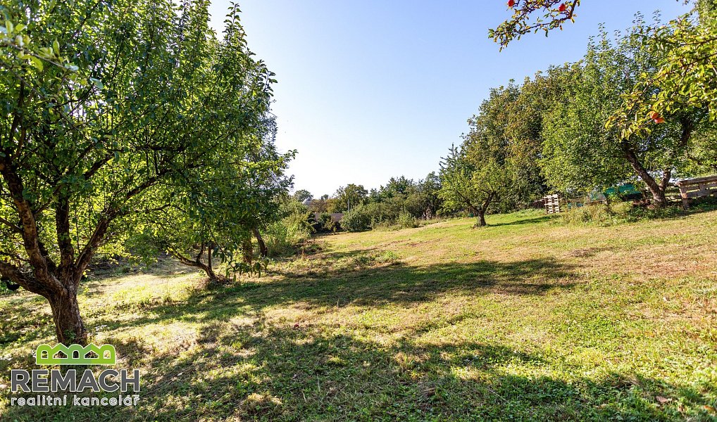 Prodej stavebního pozemku 3 000 m², Studnice – náhled fotky 13