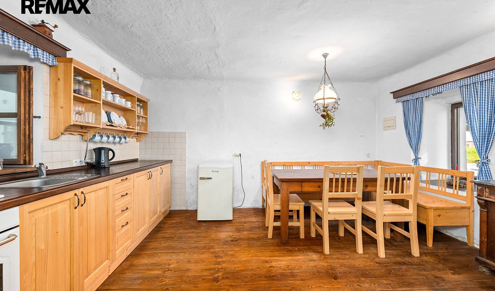 Pronájem domu 121 m² s pozemkem 92 m², Horní Planá – náhled fotky 3