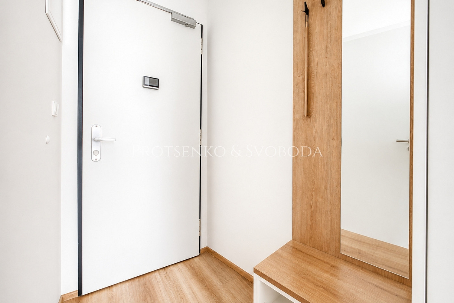 Prodej bytu 1+kk 22 m² – další