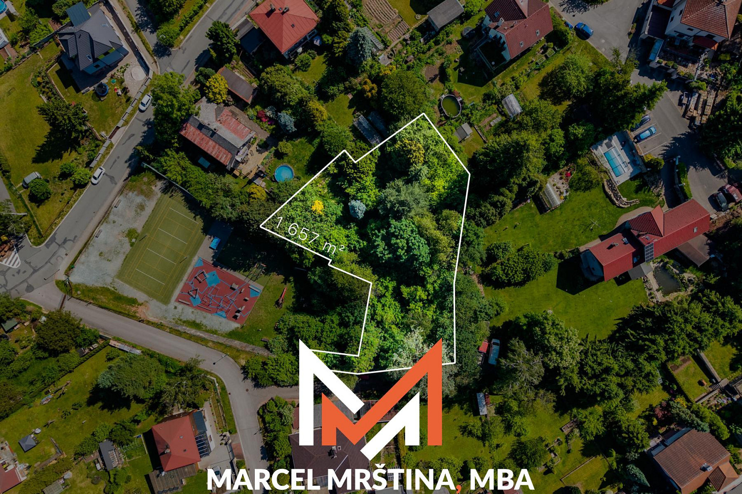Prodej stavebního pozemku 1 657 m²