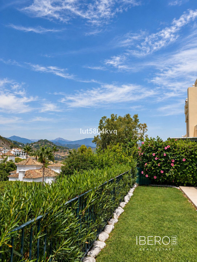 Piso 4+kk – La Quinta - Vista 2