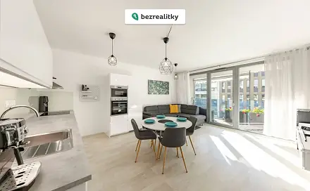 Prodej bytu 3+kk 83 m², U Mlýnského kanálu, Praha 8 - Karlín