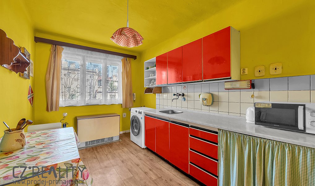 Prodej domu 164 m² s pozemkem 1 038 m², Sadská – náhled fotky 12