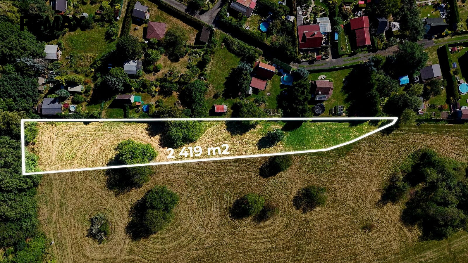 Prodej komerčního pozemku 2 419 m²