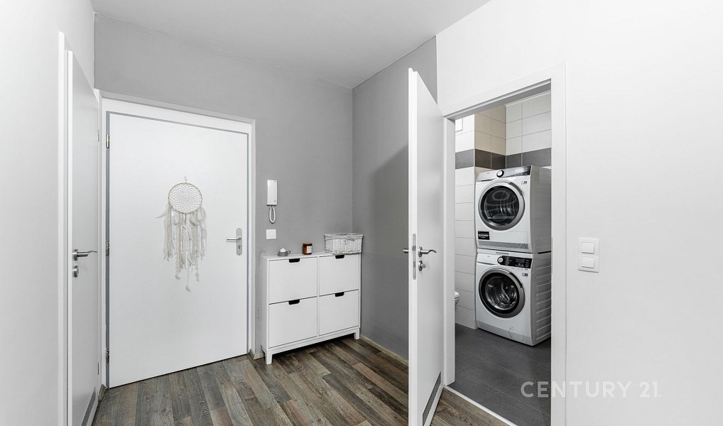 Pronájem bytu 2+kk 47 m², Praha – náhled fotky 6