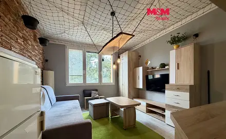 Prodej bytu 1+kk 19 m², Větrná, Ústí nad Labem - Severní Terasa