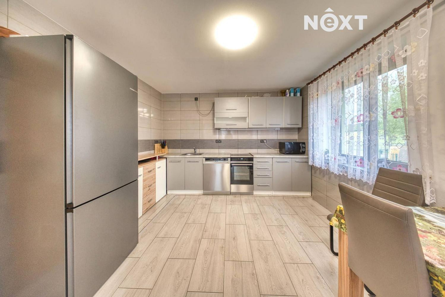 Prodej domu 140 m² s pozemkem 902 m² – fotografie 4