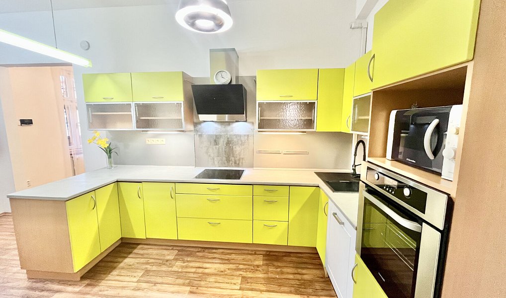 Pronájem bytu 5+1 127 m², Praha – náhled fotky 5