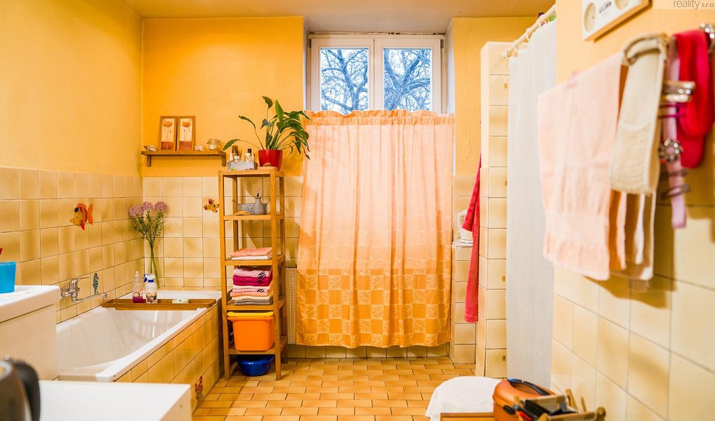 Prodej domu 291 m² s pozemkem 2 236 m², Dubí – náhled fotky 11