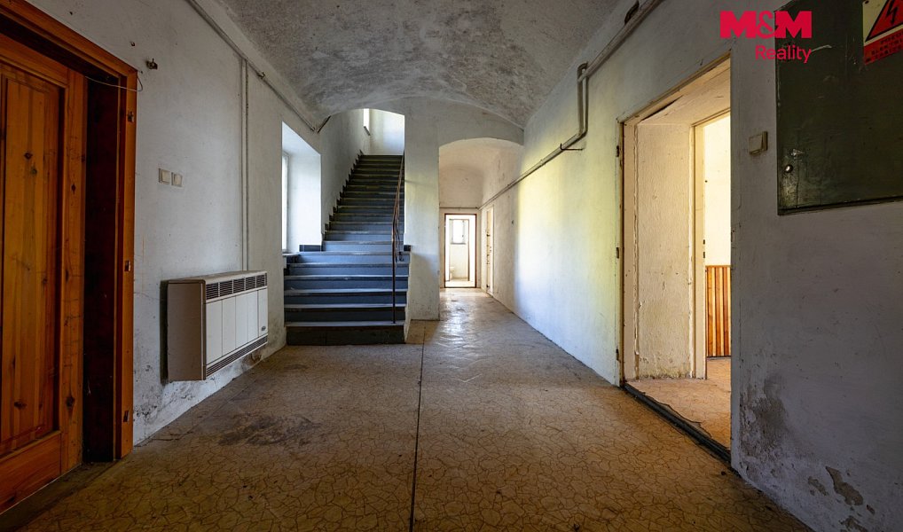 Prodej domu 342 m² s pozemkem 582 m², Líšnice – náhled fotky 4