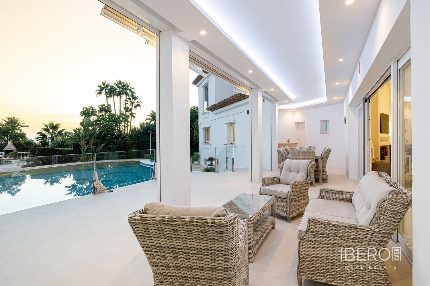 Prodej domu 860 m² s pozemkem 2 400 m² — photo 3