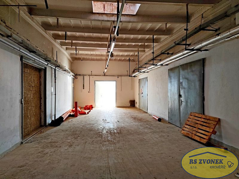 Pronájem výrobních prostor 1 200 m² – fotografie 3