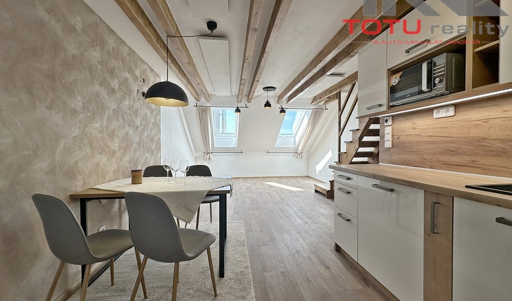Pronájem bytu 3+kk, 67 m², Pražské Předměstí - Náchod, Jaroměř