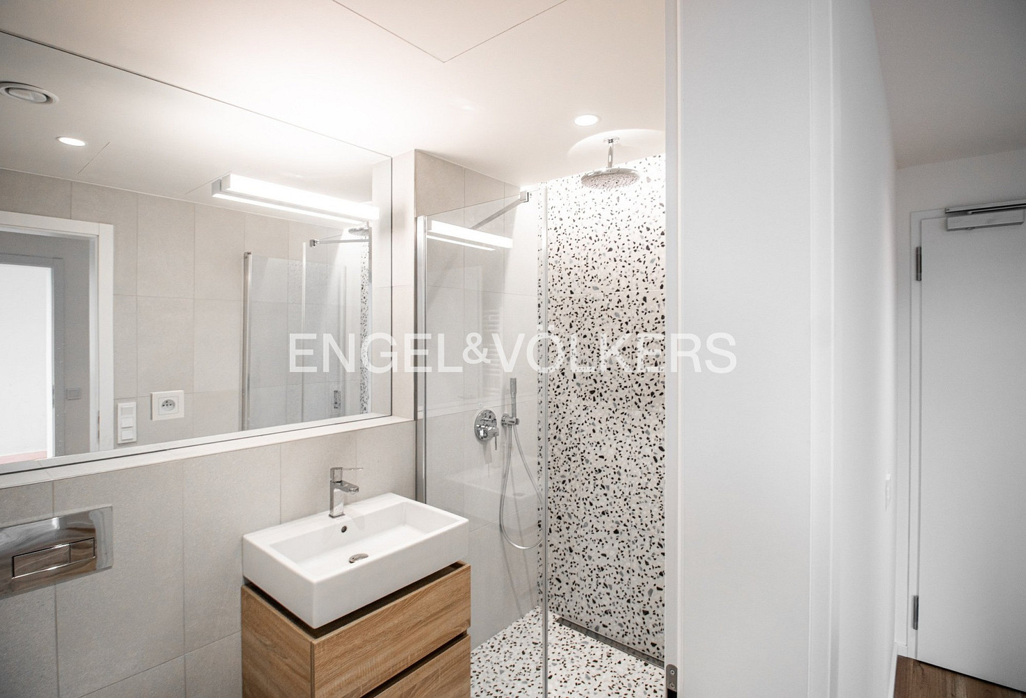 Pronájem bytu 2+kk 53 m² – fotografie 5