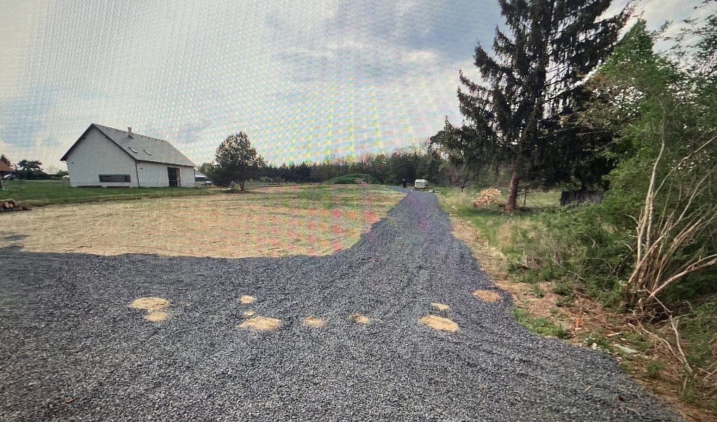 Prodej stavebního pozemku 2 865 m², Bechlín – náhled fotky 2