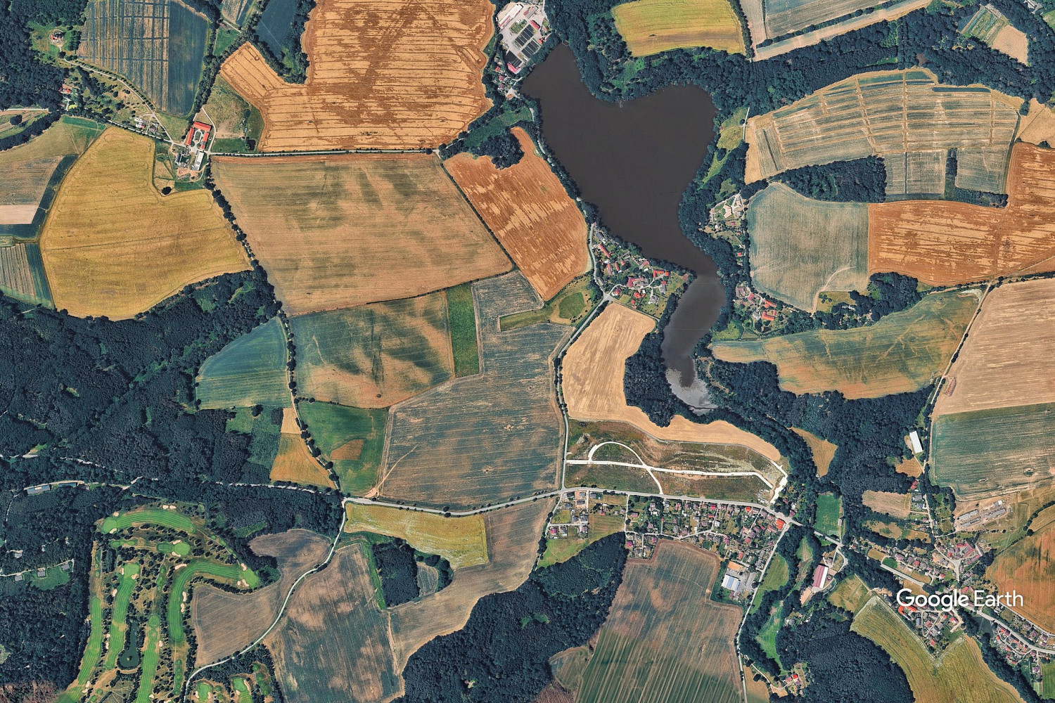 Prodej pole 42 871 m²