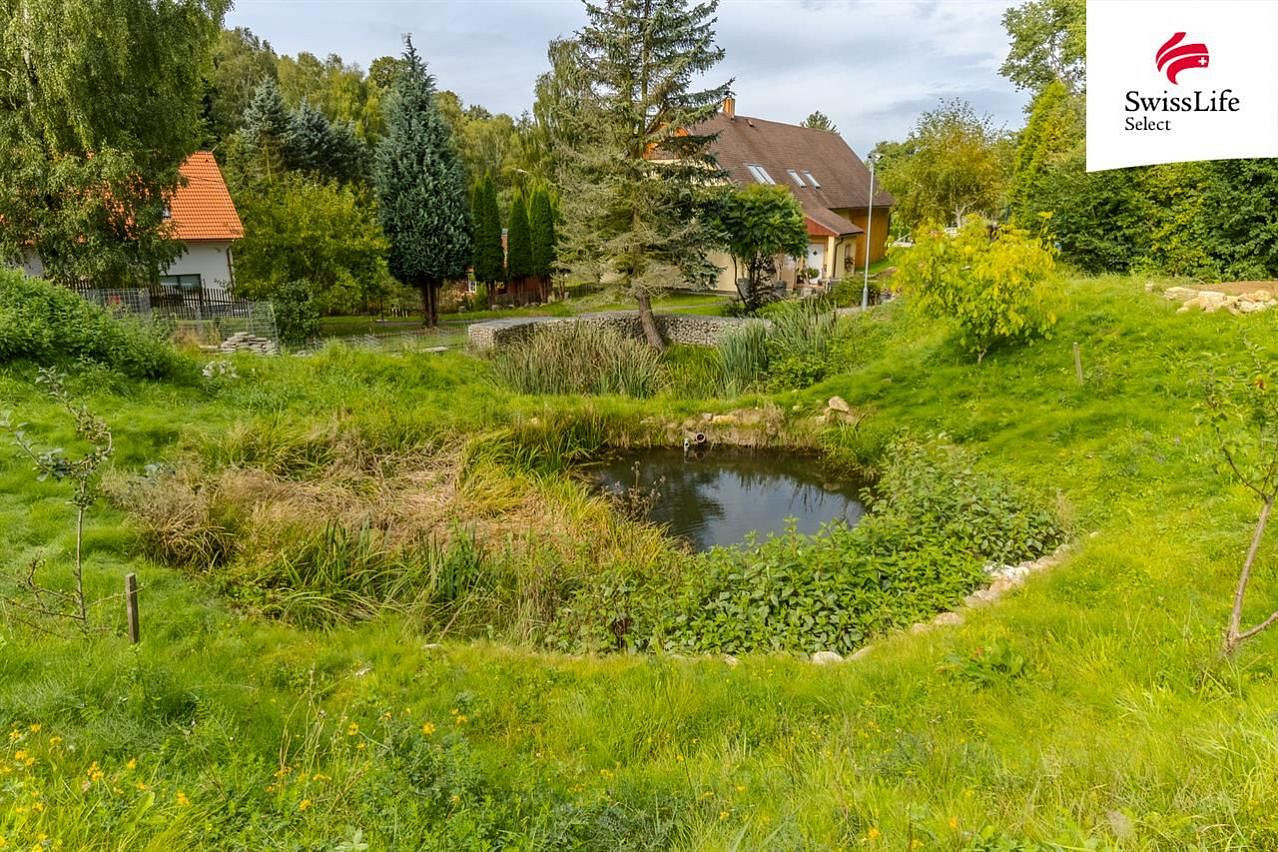 Prodej stavebního pozemku 1 848 m² – fotografie 4