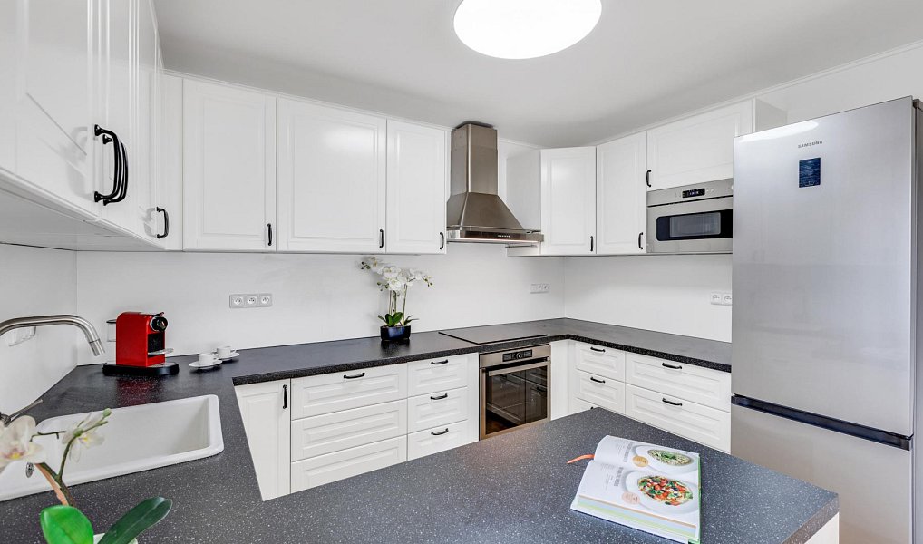 Prodej domu 365 m² s pozemkem 744 m², Praha – náhled fotky 13