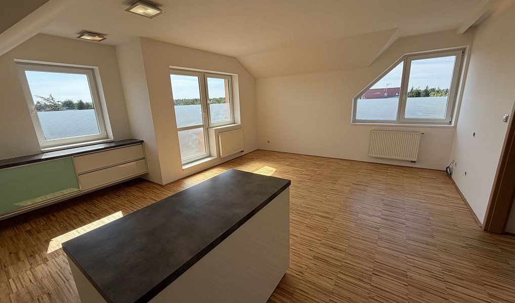 Prodej bytu 3+kk 74 m², Šestajovice – náhled fotky 7