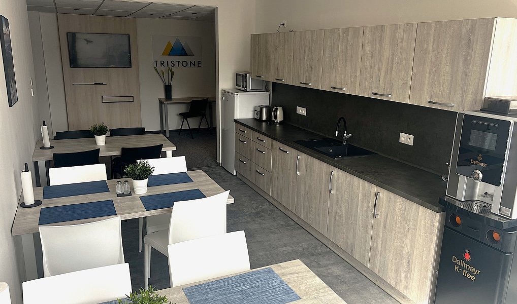 Pronájem kanceláře 277 m², Liberec – náhled fotky 15