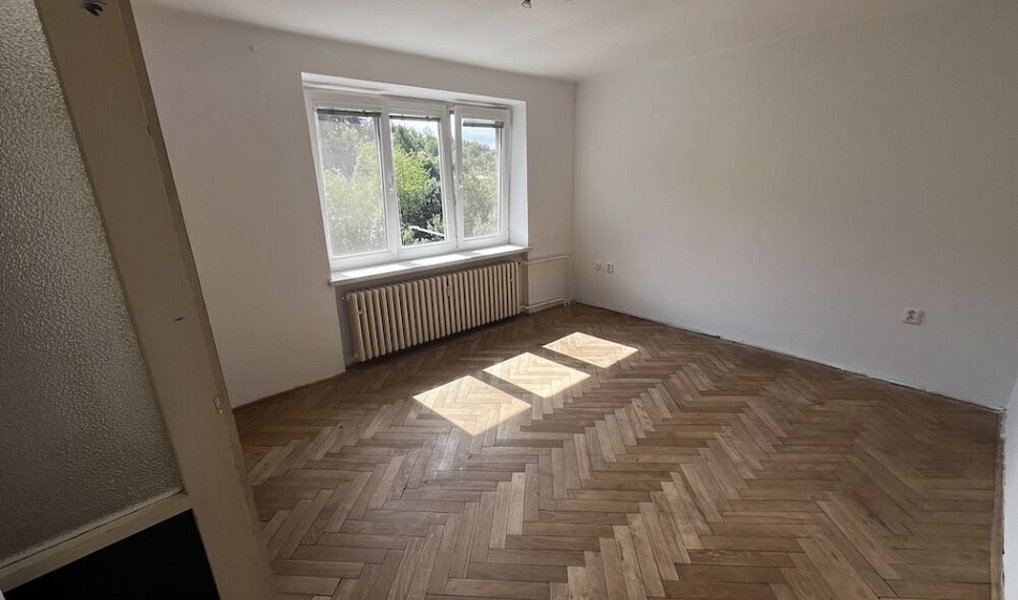 Prodej bytu 2+1 50 m², Vsetín – náhled fotky 7