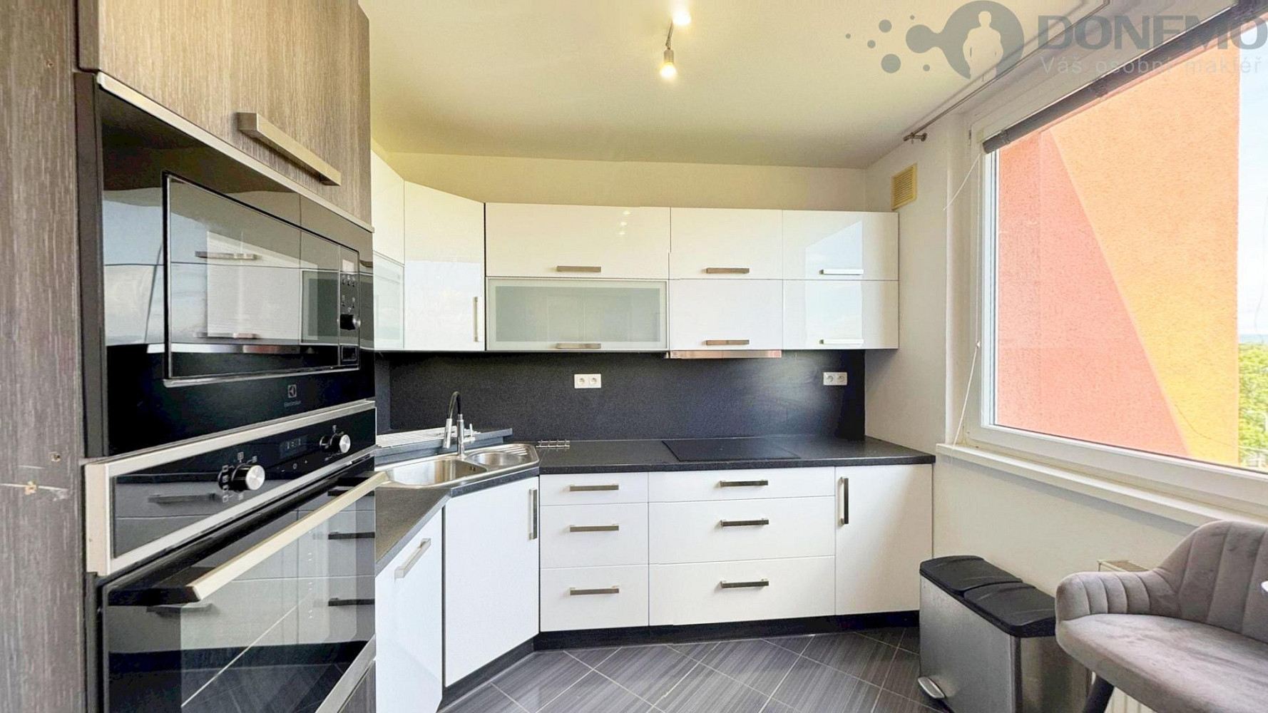 Pronájem bytu 4+1 76 m² – fotografie 4