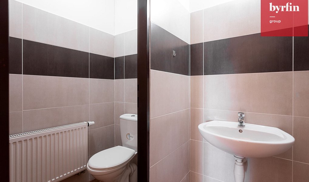 Prodej výrobních prostor 12 420 m², Krnov – náhled fotky 35
