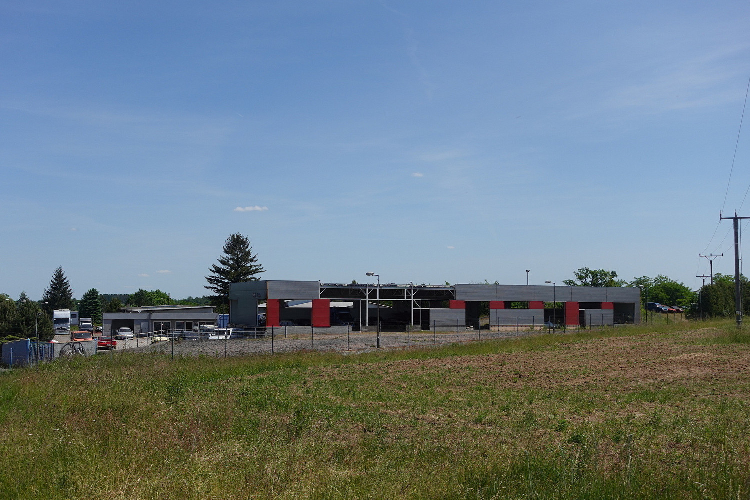Prodej skladovacích prostor 23 612 m²