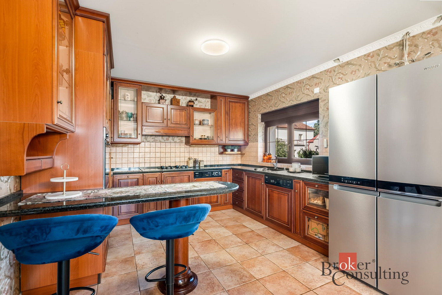 Prodej domu 287 m² s pozemkem 654 m² – fotografie 4