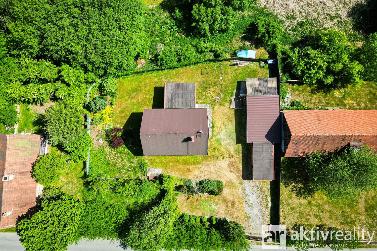 Prodej stavebního pozemku 1 261 m² – fotografie 2