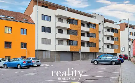 Pronájem bytu 2+kk 62 m², Tovární, Znojmo