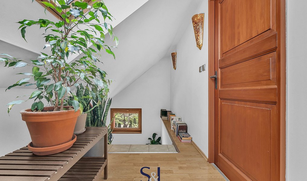 Prodej domu 245 m² s pozemkem 973 m², Nový Bor – náhled fotky 39