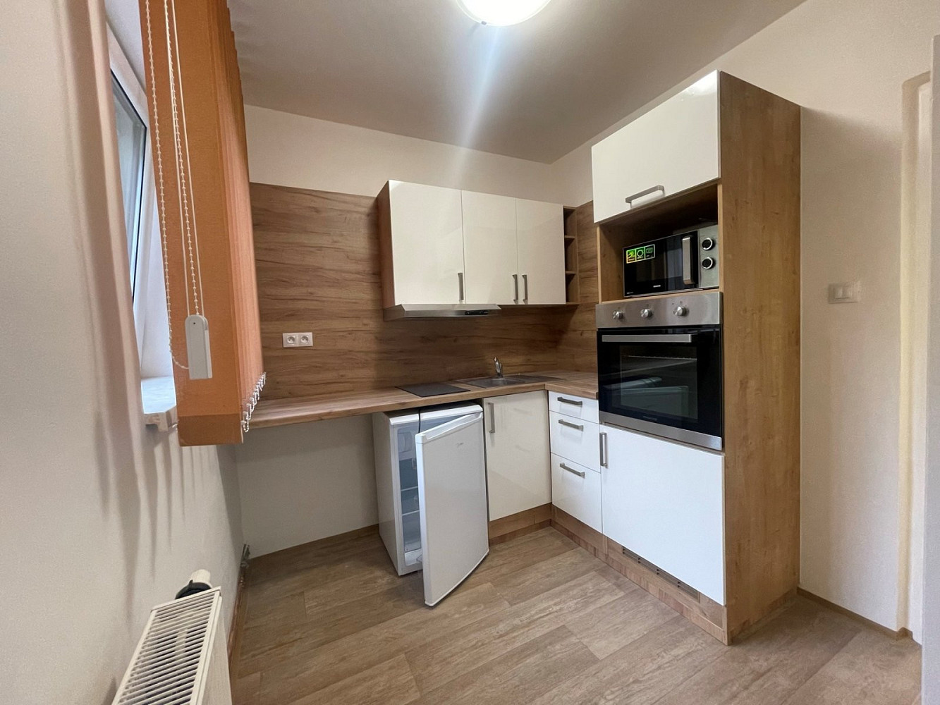 Pronájem bytu 2+kk 27 m² – fotografie 2