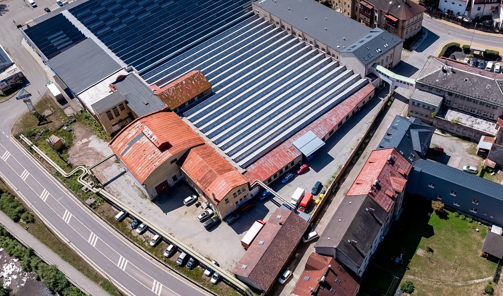 Prodej výrobních prostor 8 703 m², Úpice – náhled fotky 8