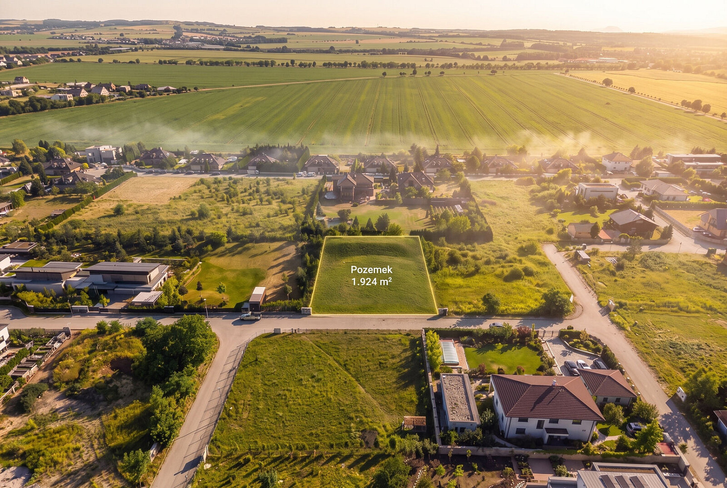 Prodej stavebního pozemku 1 924 m² – fotografie 4