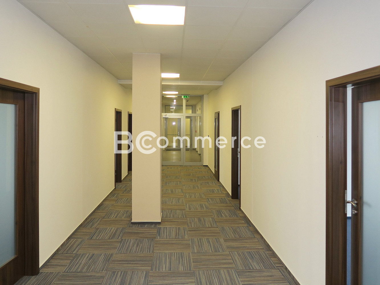 Pronájem kanceláře 27 m² – fotografie 3