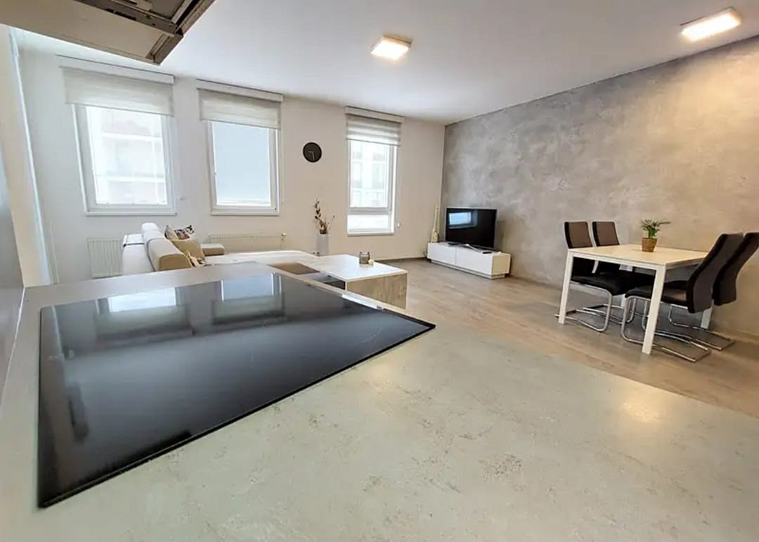 Pronájem bytu 3+kk 74 m² – fotografie 3