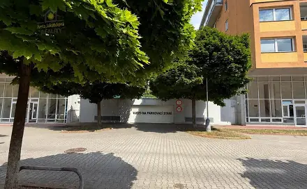 Prodej krytého parkovacího stání, Vřesová, Praha 8 - Troja