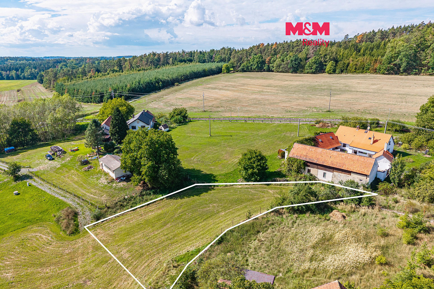 Prodej stavebního pozemku 1 256 m²