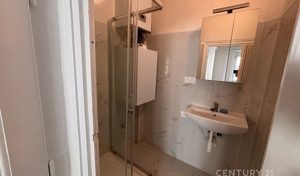 Pronájem bytu 2+kk 42 m², Praha – náhled fotky 9