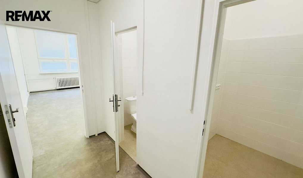 Pronájem kanceláře 100 m², Praha – náhled fotky 5