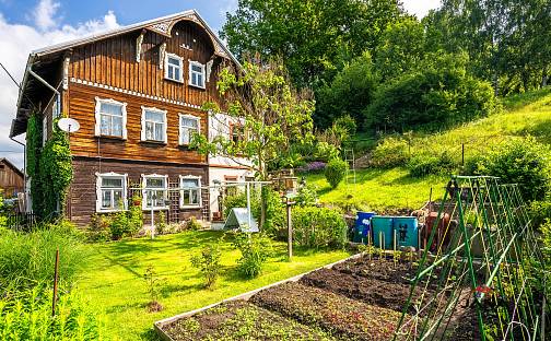 Prodej domu 205 m² s pozemkem 966 m², Dubnice, okres Česká Lípa